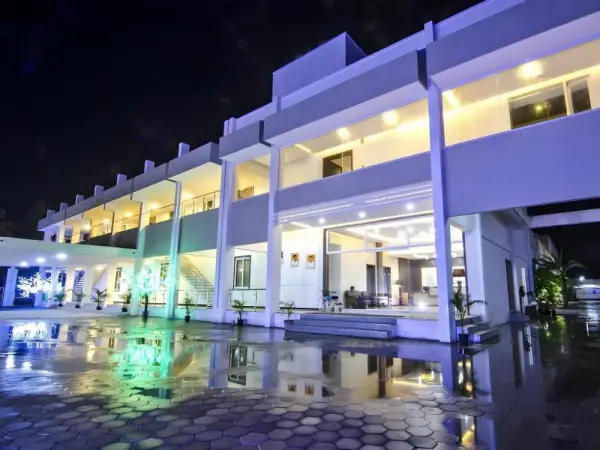 Hotel Thangavilas Inn Main image