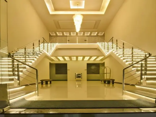 Hotel Thangavilas Inn 4